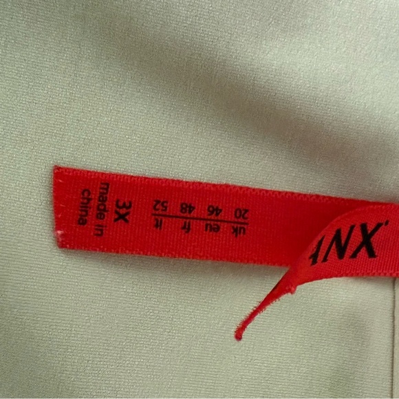 Spanx Nude “ Thinstinks” Shape wear Tank Top. Size 3X - Picture 8 of 10